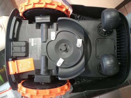 Serwis gwarancyjny i pozagwarancyjny robotów koszących Szczecin 