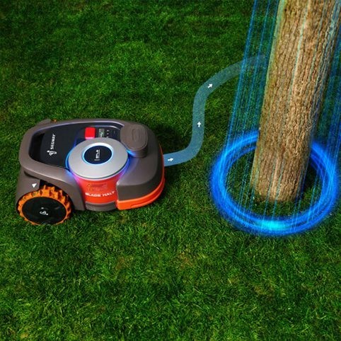 Robot koszący ze sztuczną inteligencją i kamerą rozpoznającą otoczenie, unikanie przeszkód, technologia RTK i GPS