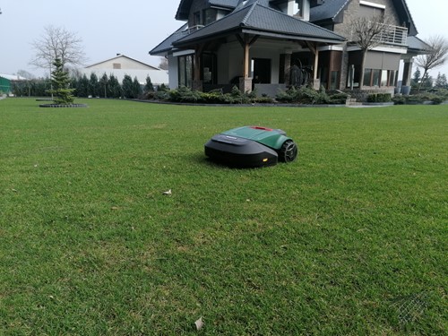 instalacja robotów koszących w Szczecinie 