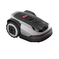 Robot koszący Roborock poruszający się po zielonym, zadbanym trawniku Kup już dziś a jutro ciesz się pięknie skoszonym trawnikiem! 